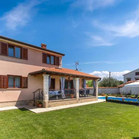 Вилла Mia & Iva For 6 2 People Near With Private Pool & Kids Playground - Pet Friendly