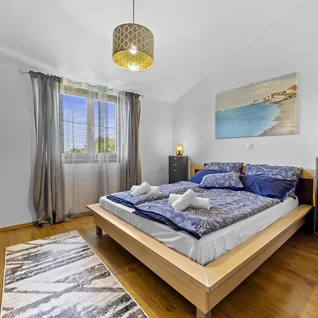 Villa Mia & Iva For 6 2 People Near With Private Pool & Kids Playground - Pet Friendly Porec