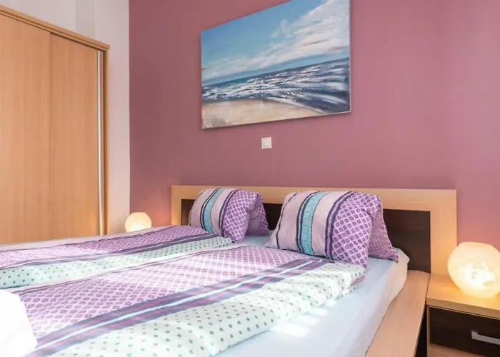 Villa Mia & Iva For 6 2 People Near With Private Pool & Kids Playground - Pet Friendly *